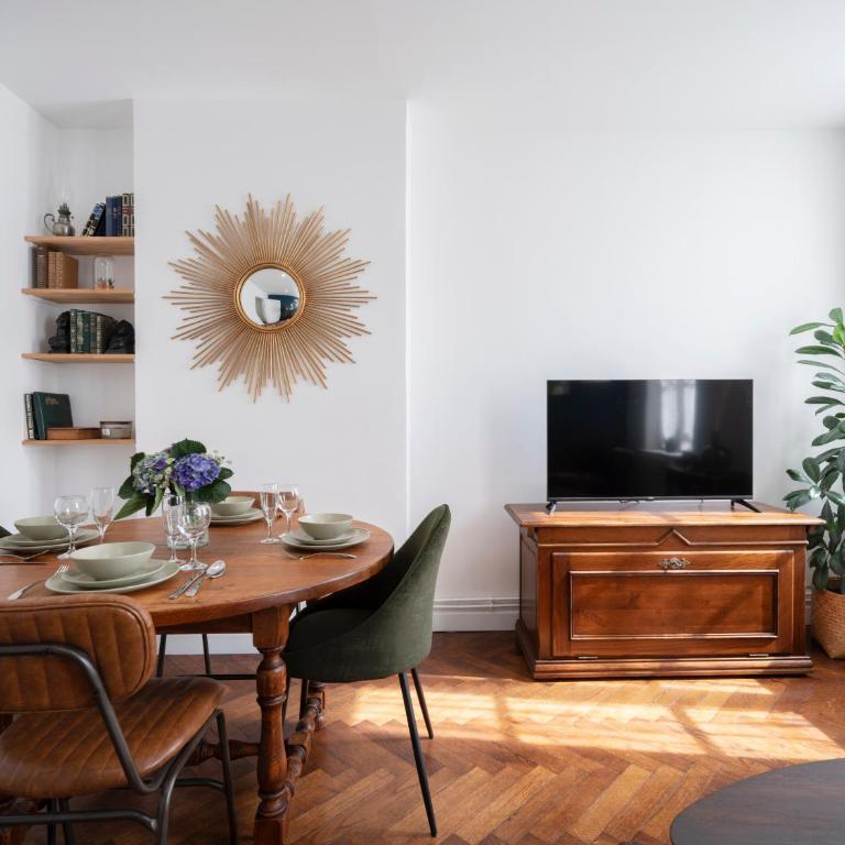 Bohemian Bakoua & Chesterfield Cottage, hyper-centre - Appartement 2 Chambres - 4