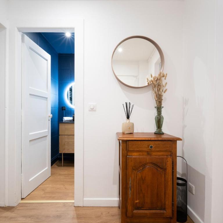 Bohemian Bakoua & Chesterfield Cottage, hyper-centre - Appartement 2 Chambres - 32