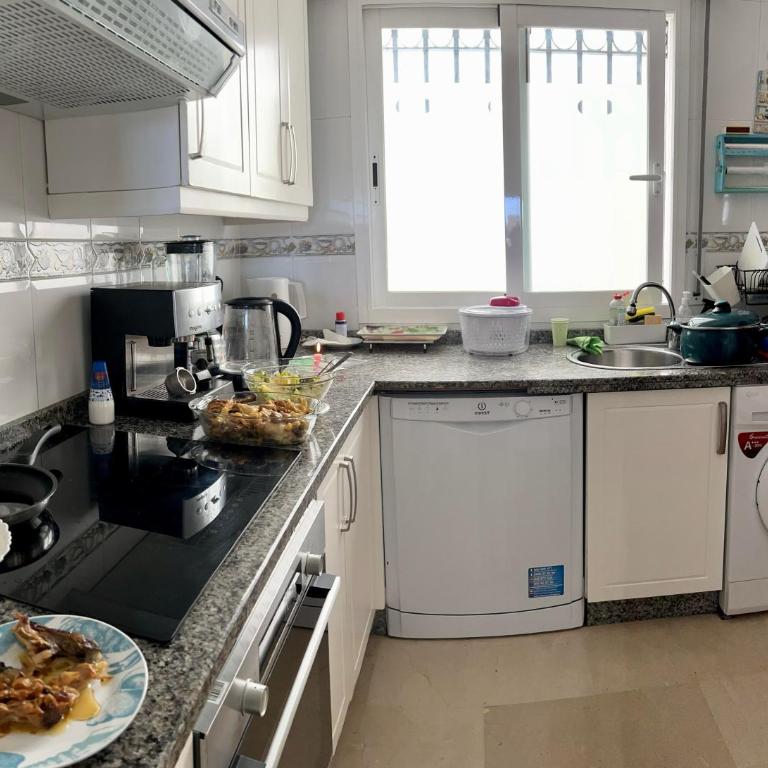 Penthouse Apartment near Puerto Marina - Penthouse Apartment - 12