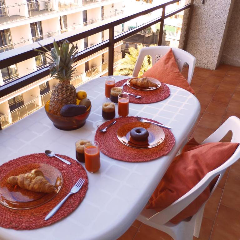 Blue Sky Montblanc - Swimming Pool & AC - One-Bedroom Apartment - 10