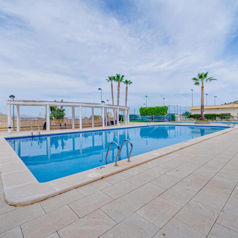 Piso en El Poblet 3 dormitorios - Apartamento de 3 dormitorios - 2