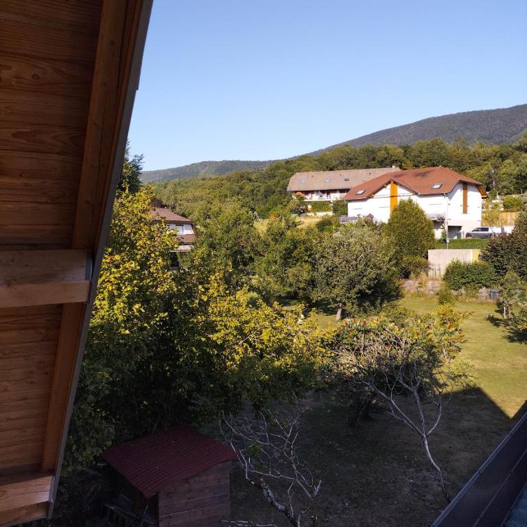 Logement entre lac et montagne - Apartment mit 3 Schlafzimmern - 16