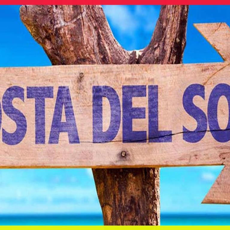 Penthouse Apartment near Puerto Marina - Penthouse Apartment - 30