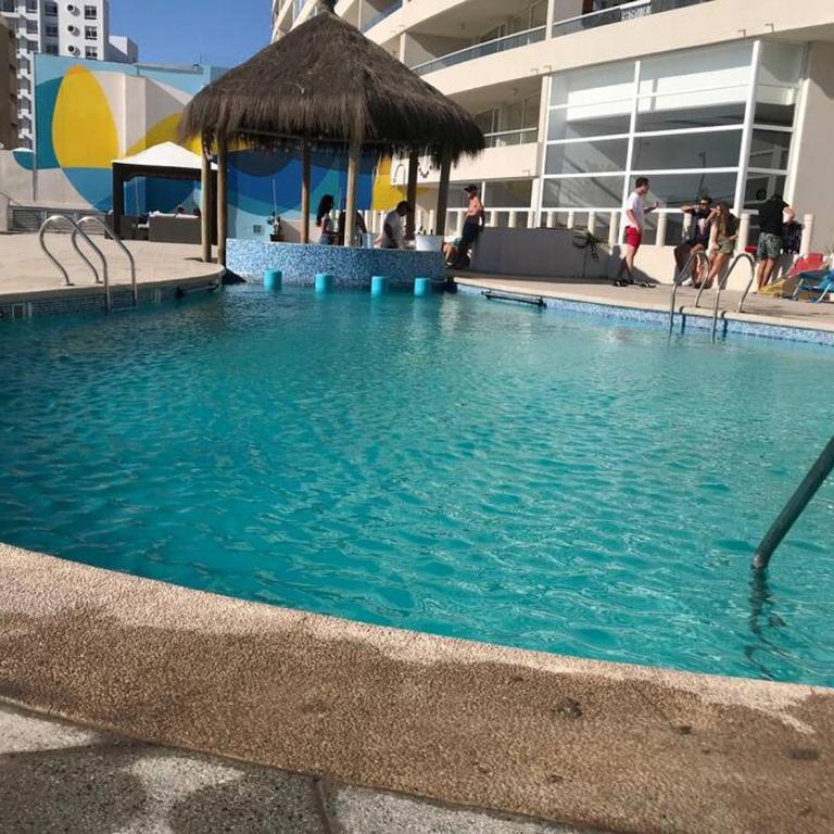 Sobre línea de Playa, Maravillosa Vista al mar 2B/2B-Wifi-TV70´Netf- Estacionamiento propio - Apartamento de 2 dormitorios - 48