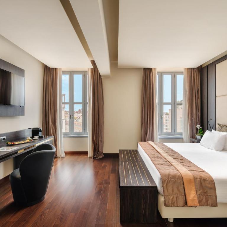 Hotel The Square Milano Duomo - Preferred Hotels & Resorts - Camera Tripla Deluxe - 5