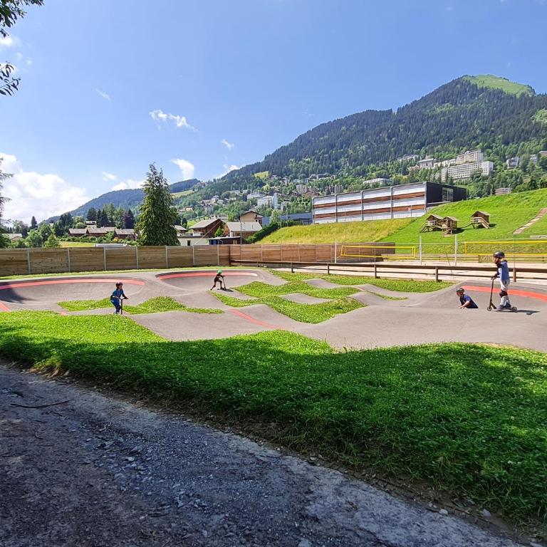 Appartement au centre du village 4-6 personnes - Apartment mit 2 Schlafzimmern - 30