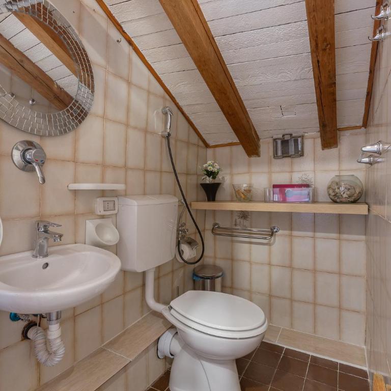 GuestHost - Aposa Little House - Monolocale - 9