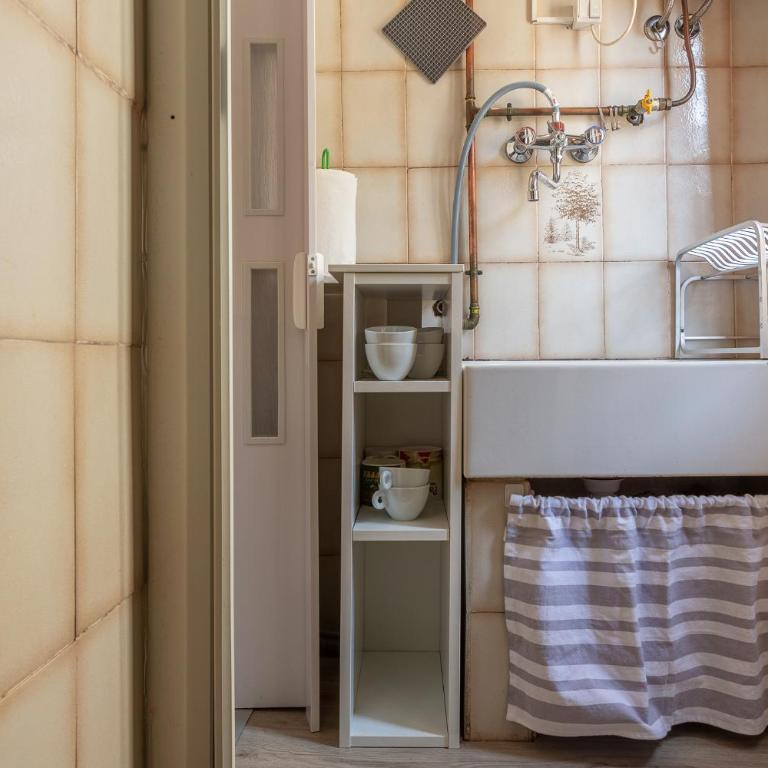 GuestHost - Aposa Little House - Monolocale - 6