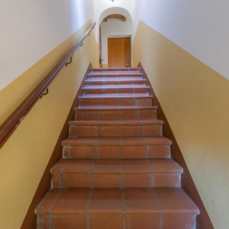 GuestHost - Aposa Little House - Monolocale - 13