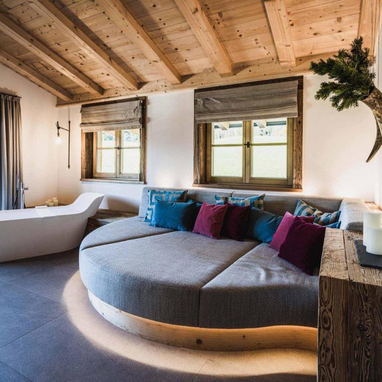 Chalet am Wetterkreuz - Luxus mit Sauna & Whirlpool in Reit im Winkl - Doppelzimmer mit Parkblick - 24