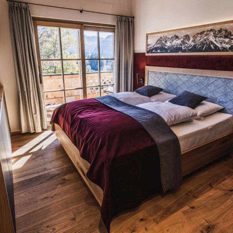 Chalet am Wetterkreuz - Luxus mit Sauna & Whirlpool in Reit im Winkl - Doppelzimmer mit Parkblick - 33