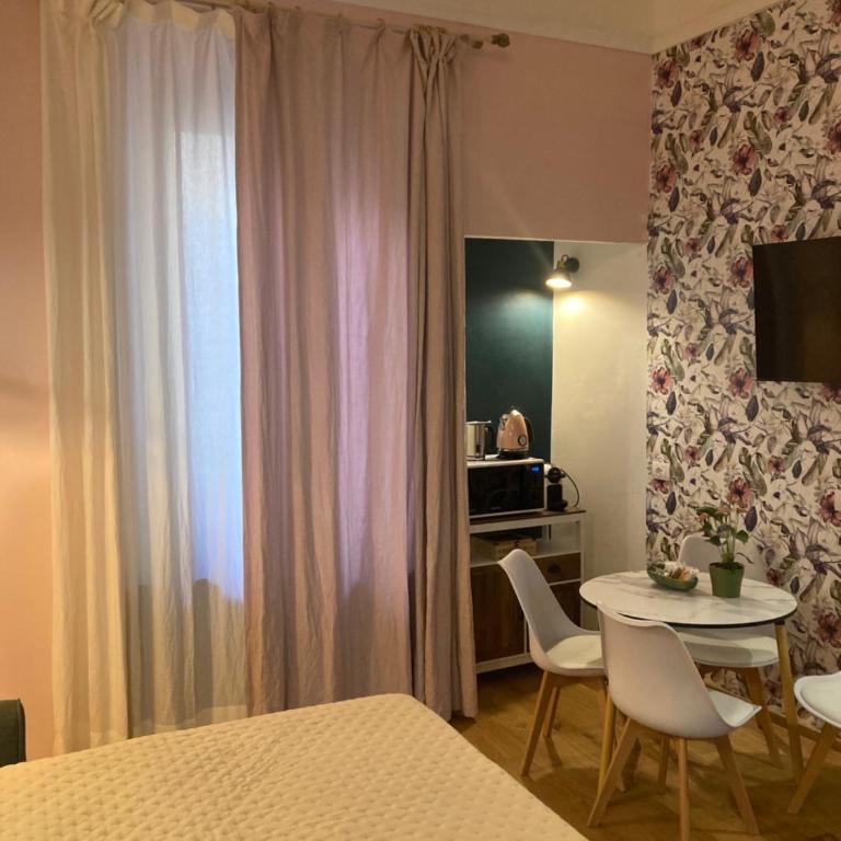 Duomo Suites Florence - Monolocale Deluxe - 4