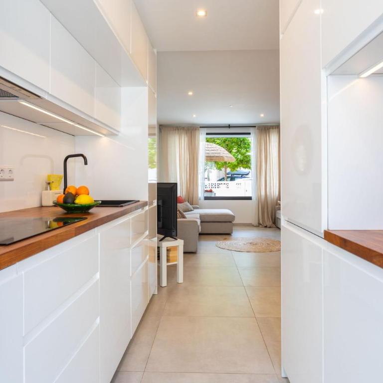 La Cala Beach Home - beachfront few steps away from sandy beach - Casa de 4 dormitorios - 16
