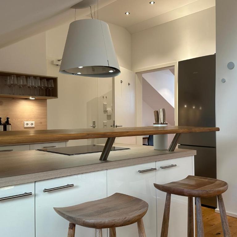 TrulySpace - Direkt am Rathausplatz, Dachterrasse mit Blick auf Perlachturm, Garage, Fahrstuhl - Appartement avec Terrasse - 15