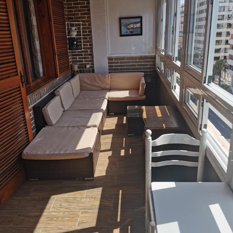 Great apartment with a view of the sea - Three-Bedroom Apartment - 13