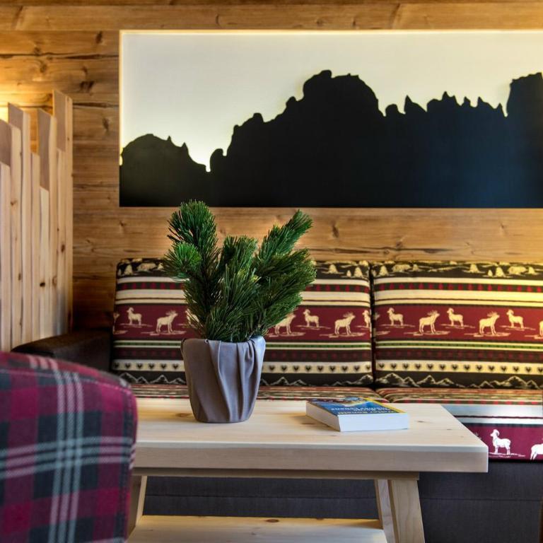 Hotel Chalet Dolomites - Camera Matrimoniale Classic - 2