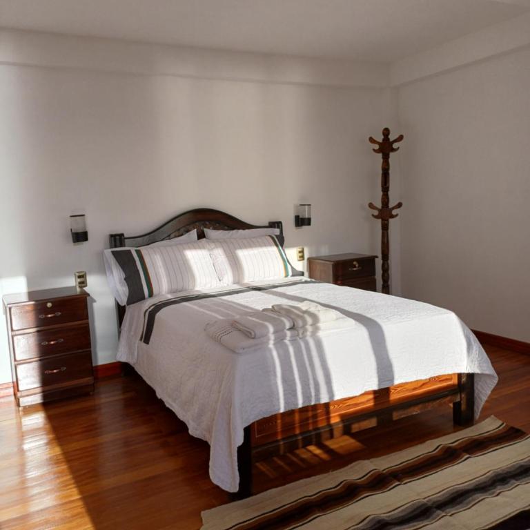 Hostal Tawri - Habitación Doble Deluxe con balcón - 7