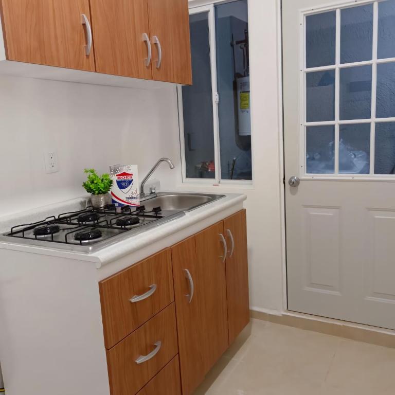 Charming Apartment HOEStel Reiden! - Three-Bedroom Apartment - 29