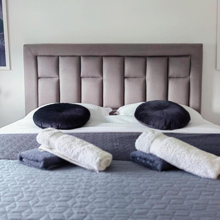 Green Harmony Apartment - One-Bedroom Apartment - 8
