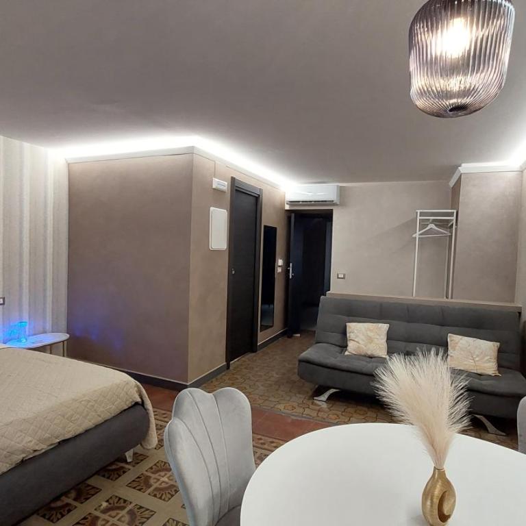 I 3 Principi, Garibaldi Suites - Quadruple Room with Private Bathroom - 1