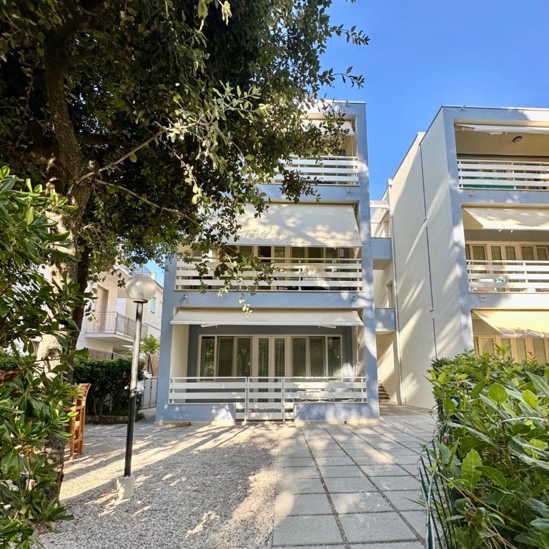 TRILOCALE CON SPAZIO ESTERNO 40 M DAL MARE (PT) - Appartamento con 2 Camere da Letto - 5