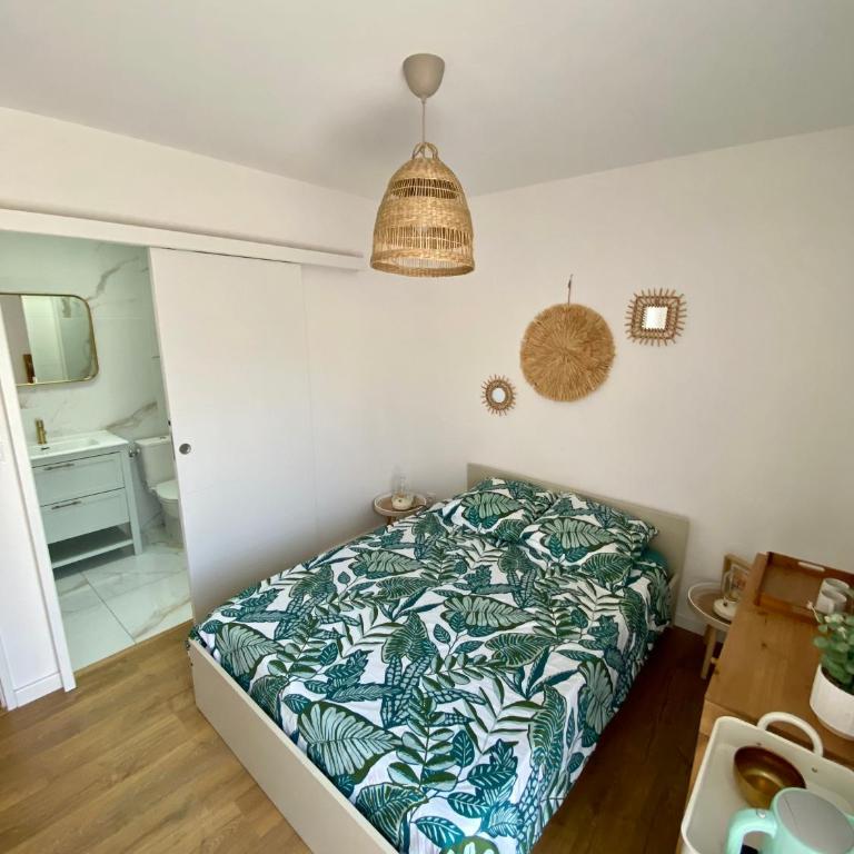 Chambre Privée Accès Piscine - Chambre Double avec Salle de Bains Privative - 5