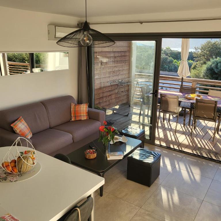 Appartement de standing avec piscine et terrasse - Appartement 2 Chambres - 22