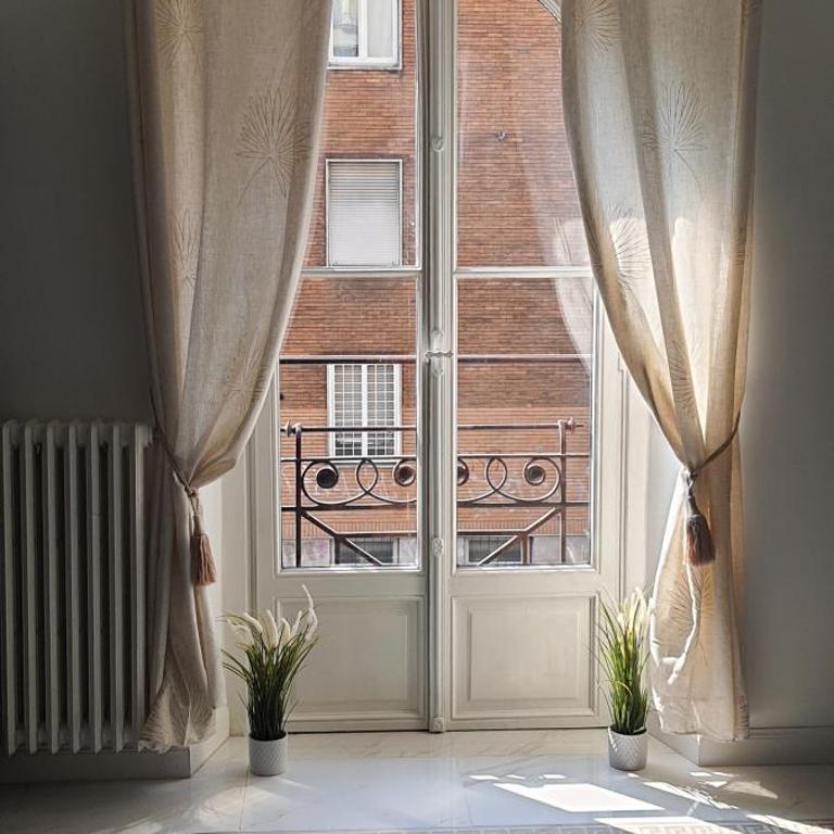 Elegante Monolocale - Macchi 1920 - Monolocale con Divano-Letto - 12