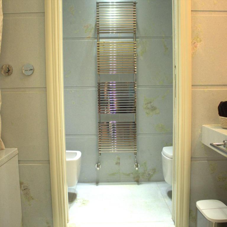 Verona Luxury Flats , Piazza Erbe with balcony on main square - One-Bedroom Apartment - 15