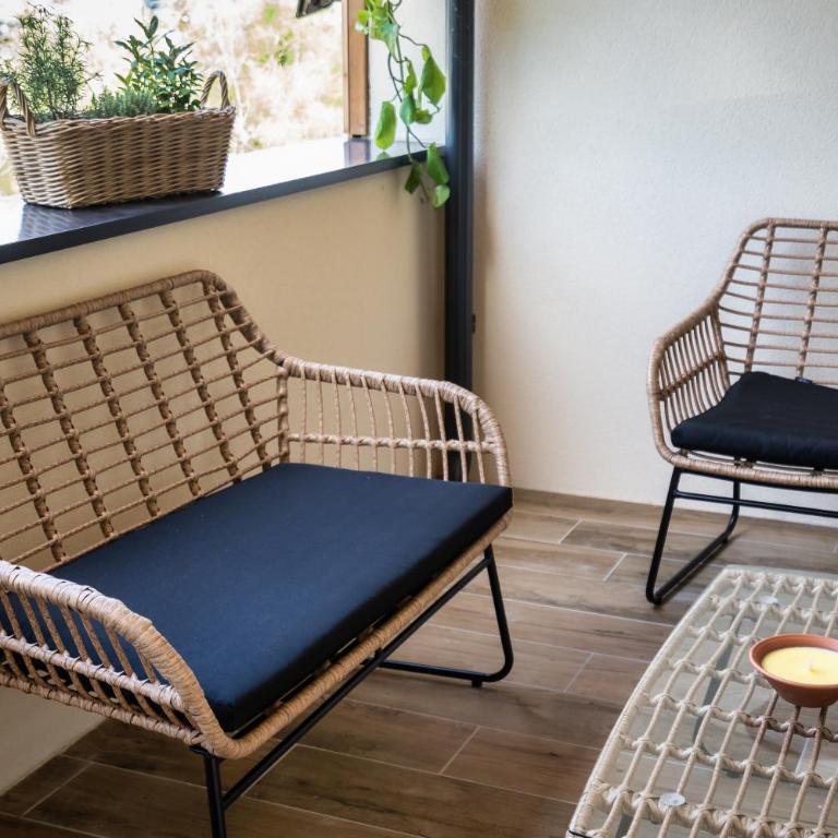 Magic Surf House - Apartment with Terrace - 13