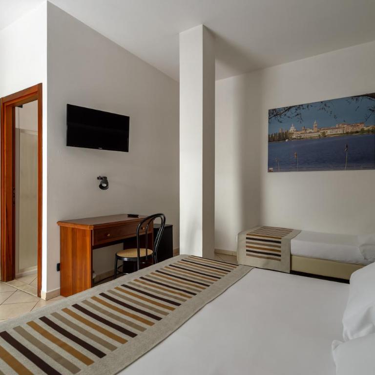 Hotel Mantegna Stazione, MantegnaHotels - Camera Tripla - 1