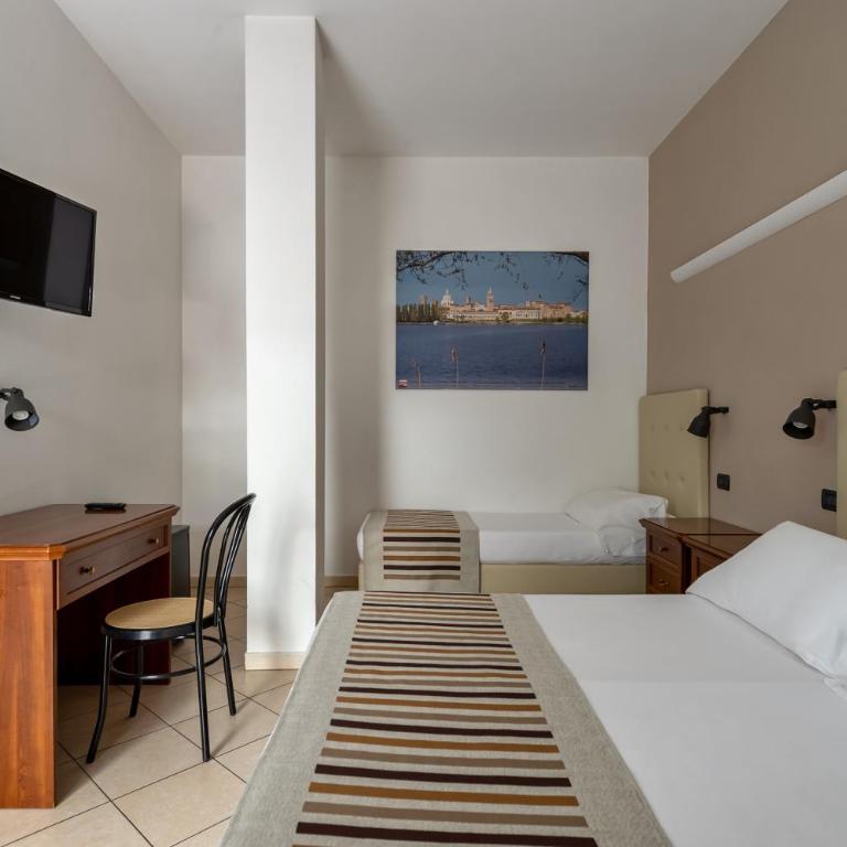 Hotel Mantegna Stazione, MantegnaHotels - Camera Tripla - 2