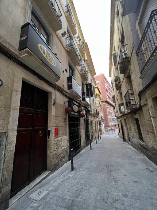 Old Town 1 Bedroom Hideaway - One-Bedroom Apartment - 17