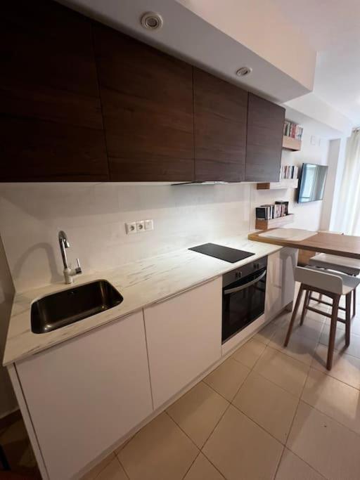 Old Town 1 Bedroom Hideaway - One-Bedroom Apartment - 22