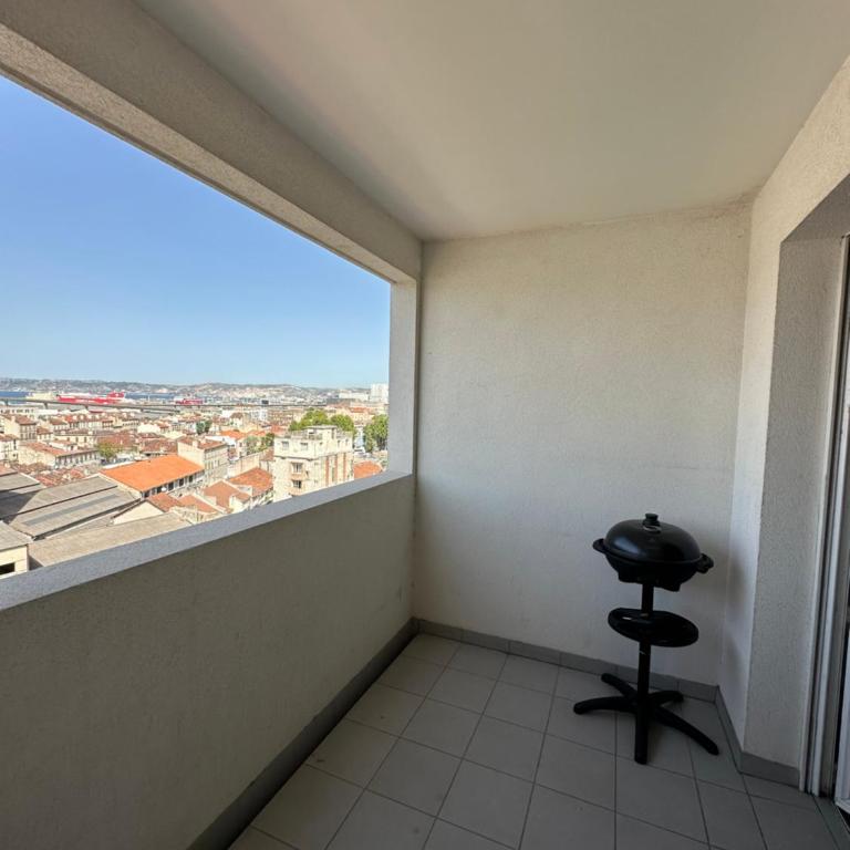 Appartement 3 pièces + terrasse - Apartamento de 2 dormitorios - 10