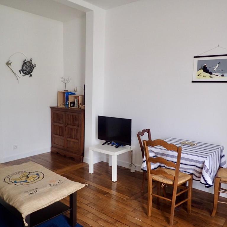 Appartement tempéré avec terrasse - Apartment mit 1 Schlafzimmer - 8