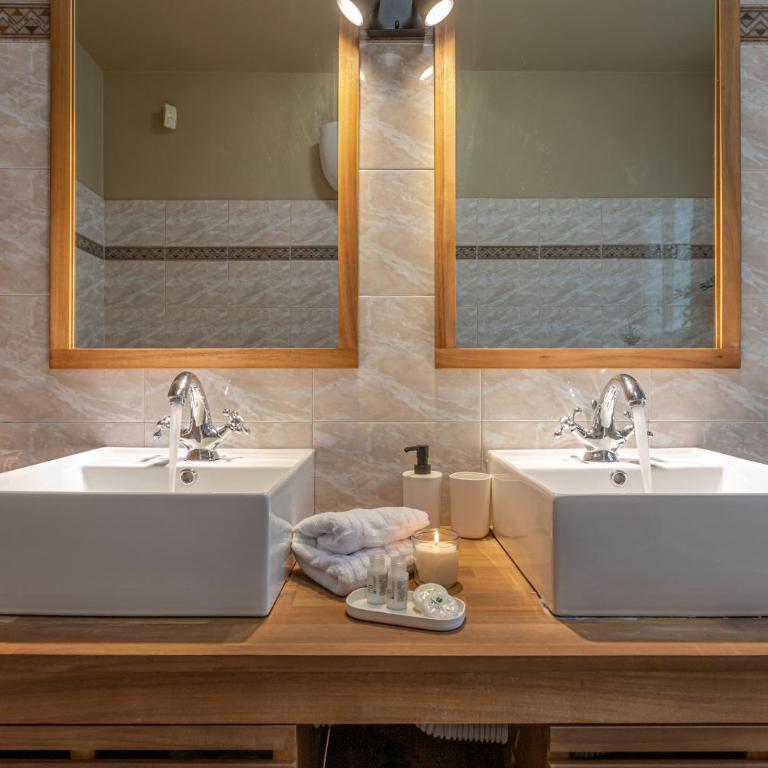 BBHOME Domus aquae inside of appia antica park - Three-Bedroom Villa - 33