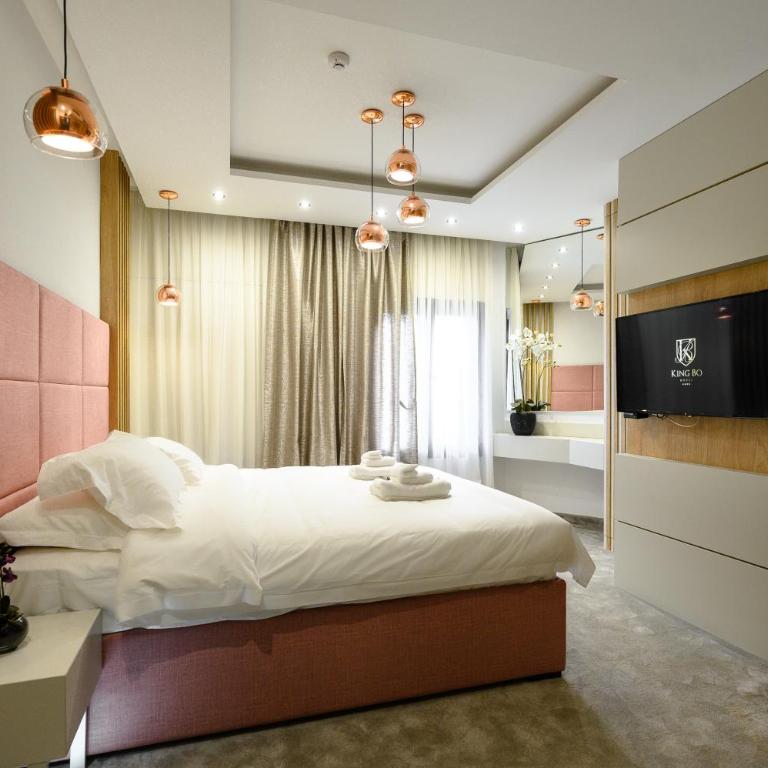 Apartmanski smestaj King Bo - Superior Dvokrevetna Soba sa Bračnim Krevetom - 5