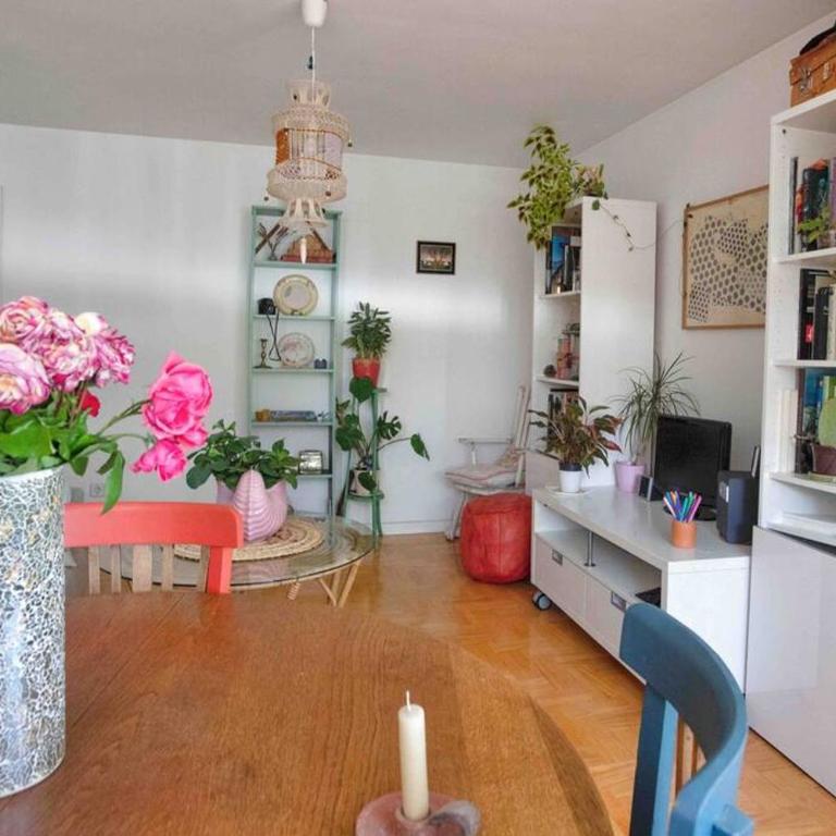 Piso céntrico, bonito, acogedor y luminoso - Two-Bedroom Apartment - 12