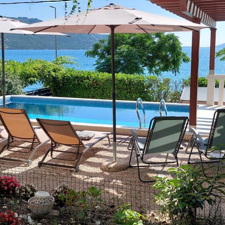 SunnyCoastVilla - Villa with Private Pool - 18