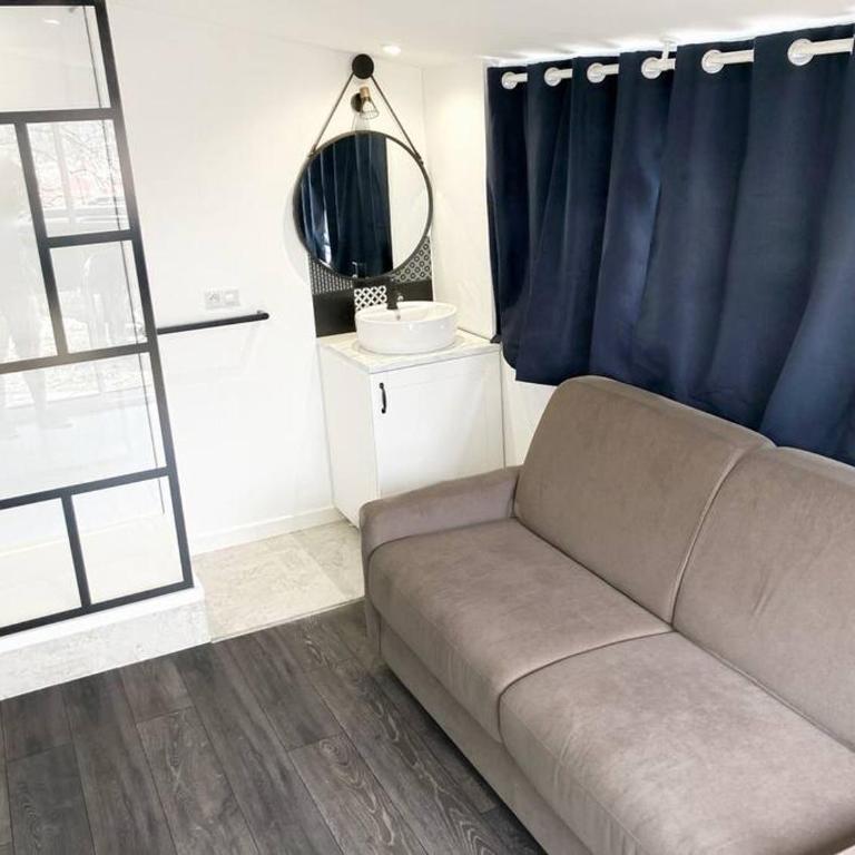Terrasse au calme, 2 chambres, Parking, clim, Plages-port à 5 min - Appartement 2 Chambres - 15