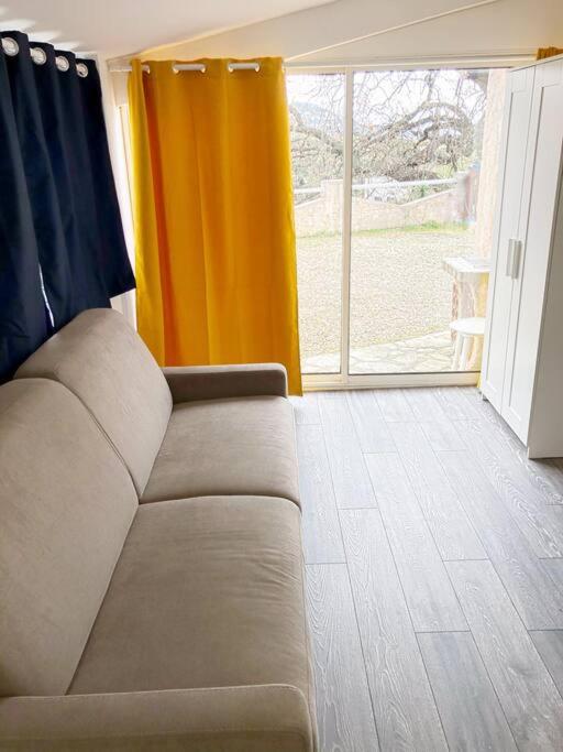 Terrasse au calme, 2 chambres, Parking, clim, Plages-port à 5 min - Appartement 2 Chambres - 16