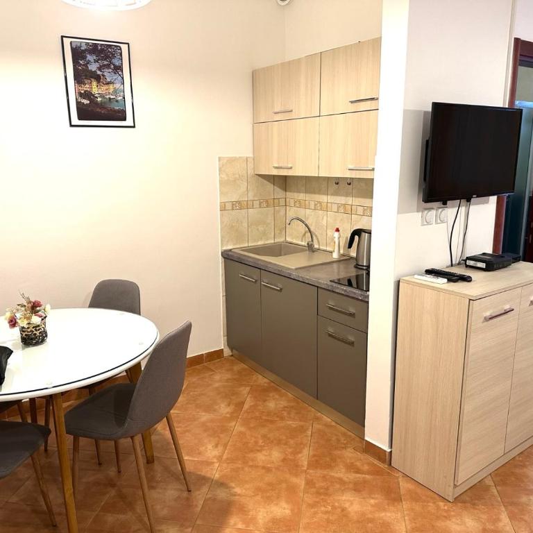Apartment Anja - Studio Apartment - 3