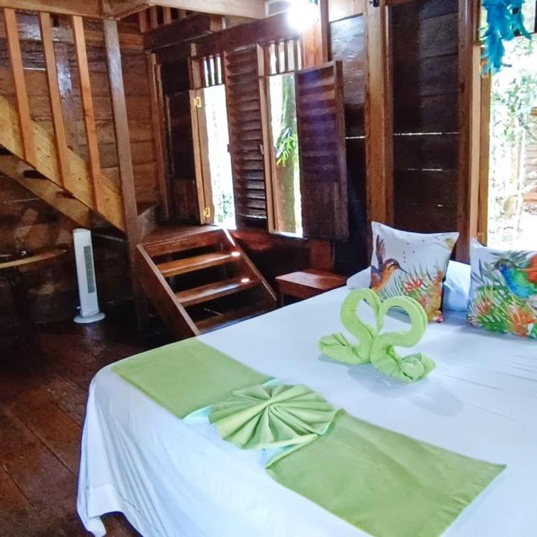 Hotel Ecologico Makalombia - Family Room with Private Bathroom - 3