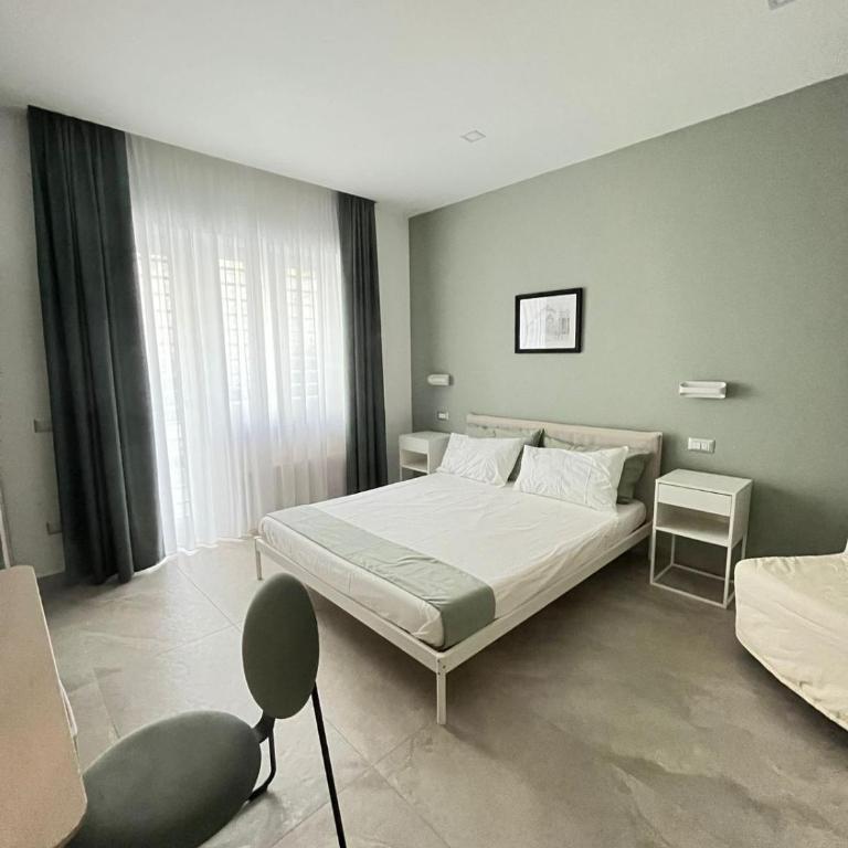 Domus Cervantes Apartment - Camera Familiare - 10