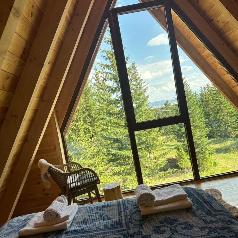 Wonderwood - cabin 1 - Two-Bedroom House - 5