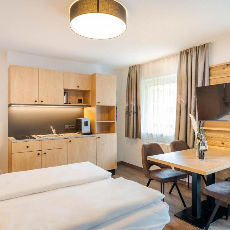 Hotel Grüner Baum - Suite - 5
