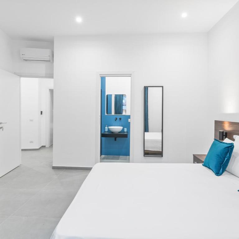 Pangea Luxury Rooms - Camera King Deluxe - 10
