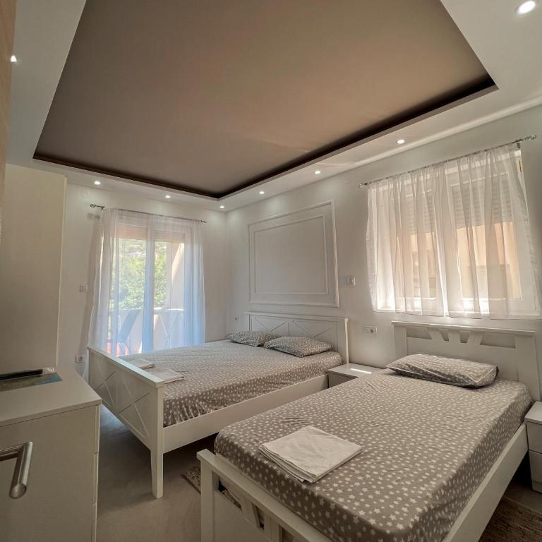 Mavalux apartments - One-Bedroom Apartment - 1