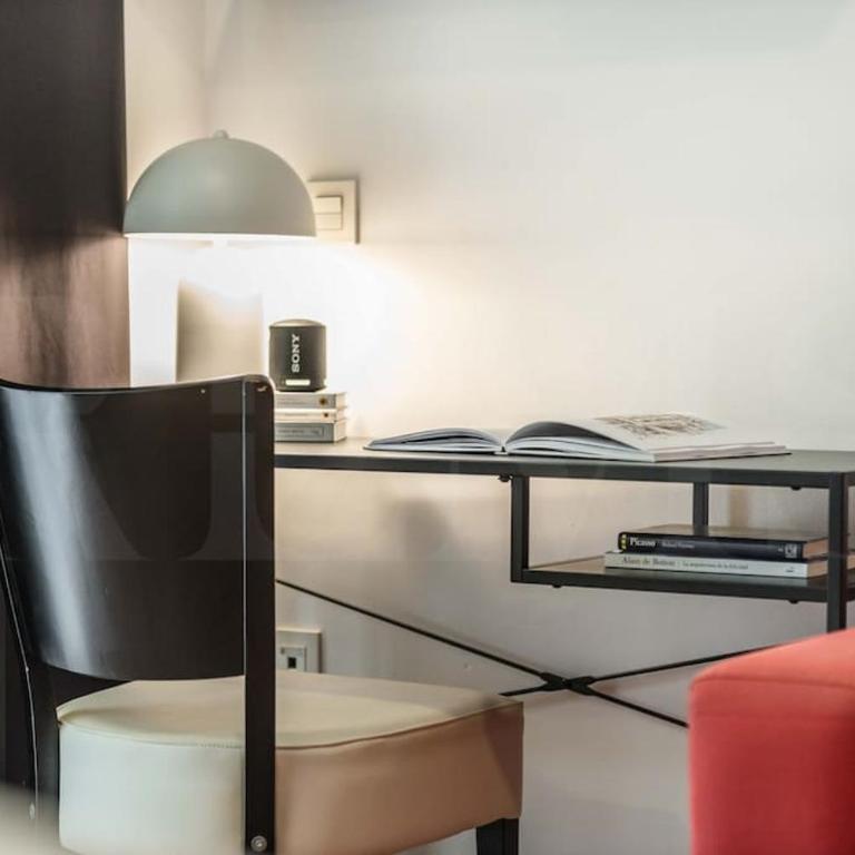 Art & Arena Suite Picasso-Inspired REMS - Apartamento de 1 dormitorio - 17